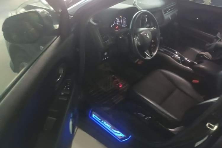 Used Honda Vezel 2019 1.5L CVT Pioneer Edition China VI Driver Seat
