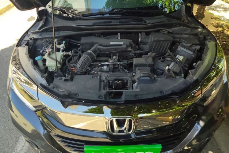 Used Honda Vezel 2019 220 TURBO CVT Elite Edition China VI Engine Bay