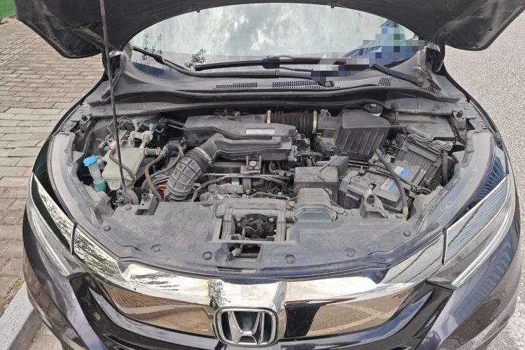 Used Honda Vezel 2019 220 TURBO CVT Luxury Edition China VI Engine Bay