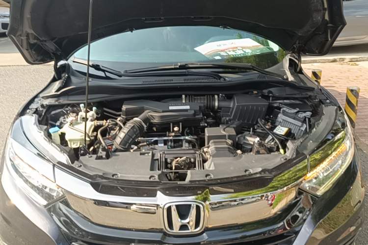 Used Honda Vezel 2019 220 TURBO CVT Luxury Edition China V Emission Standard Engine Bay