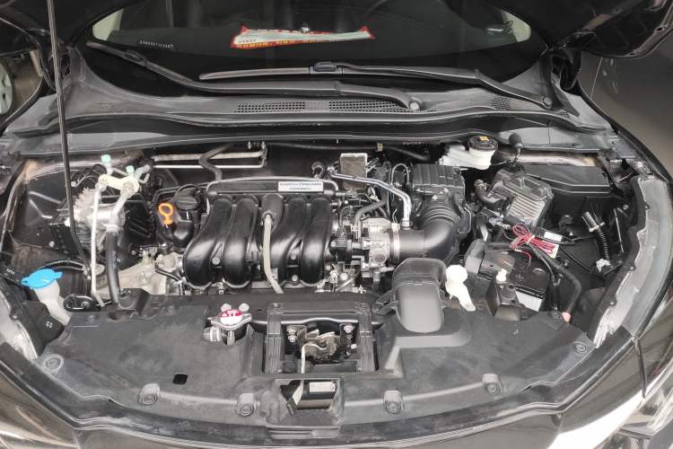 Used Honda Vezel 2019 1.5L CVT Pioneer Edition China VI Engine Bay