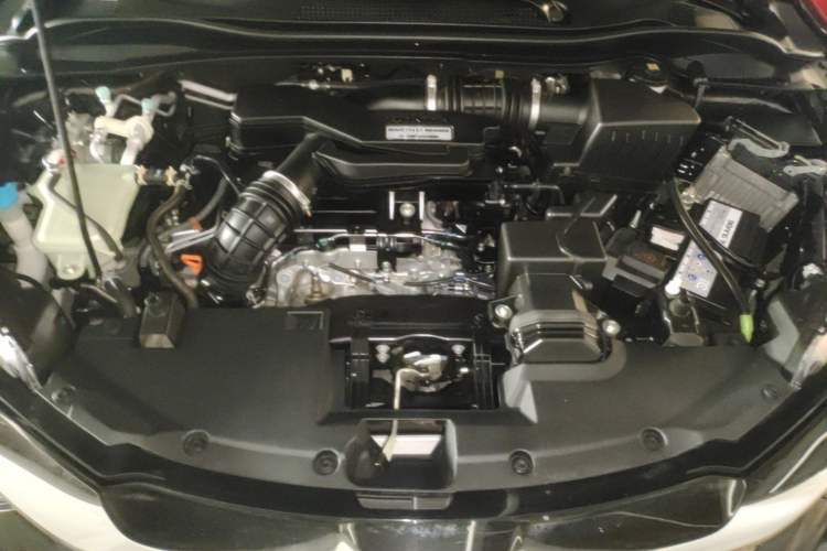 Used Honda Vezel 2019 220 TURBO CVT Luxury Edition China VI Engine Bay