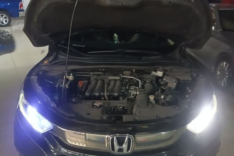 Used Honda Vezel 2019 1.5L CVT Pioneer Edition China VI Engine Bay