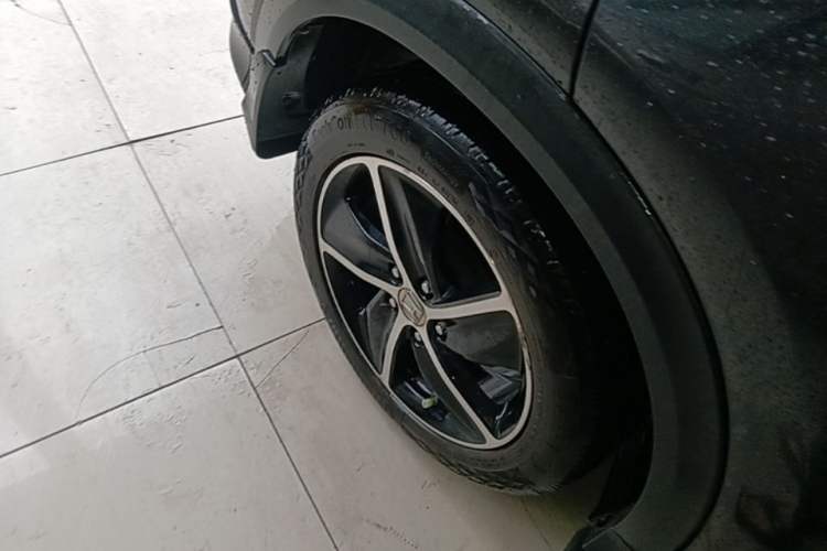 Used Honda Vezel 2019 1.5L CVT Luxury Model China VI Exterior 5