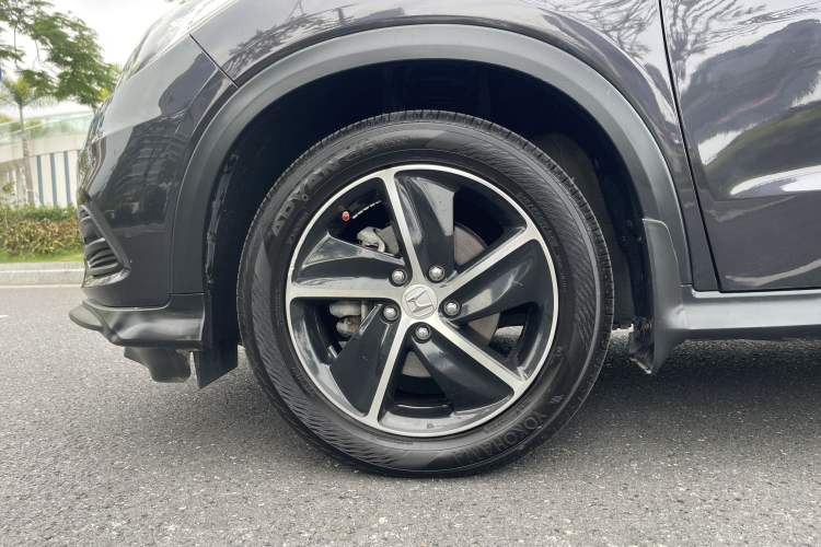 Used Honda Vezel 2019 220 TURBO CVT Luxury Edition China VI Exterior 8