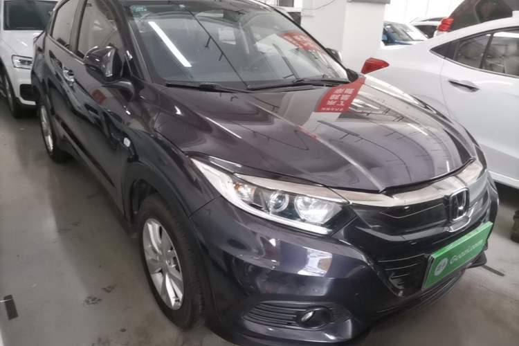 Used Honda Vezel 2019 1.5L CVT Pioneer Edition China VI Front Right 45 Deg