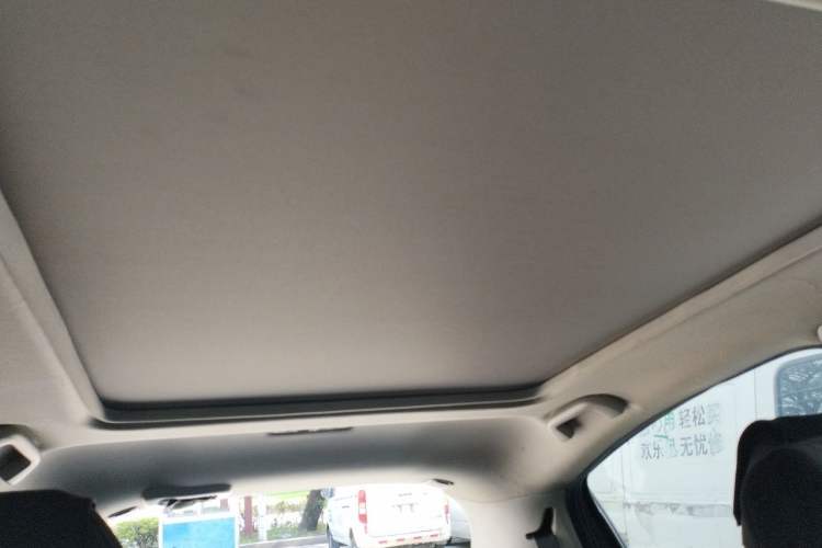 Used Honda Vezel 2019 220 TURBO CVT Luxury Edition China VI Headliner