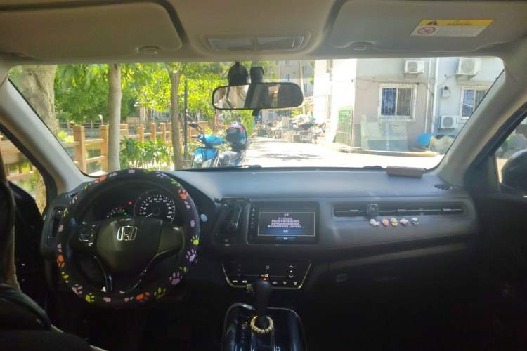 Used Honda Vezel 2019 220 TURBO CVT Elite Edition China VI Headliner