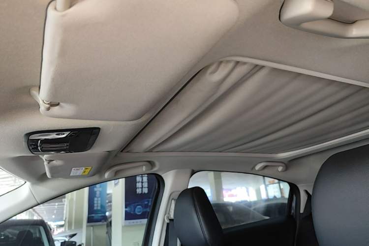 Used Honda Vezel 2019 220 TURBO CVT Luxury Edition China VI Headliner