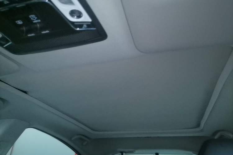 Used Honda Vezel 2019 1.5L CVT Pioneer Edition China VI Headliner