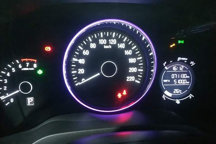 Used Honda Vezel 2019 220 TURBO CVT Elite Edition China VI Instrument Cluster