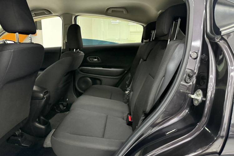 Used Honda Vezel 2019 220 TURBO CVT Elite Edition China VI Interior 2