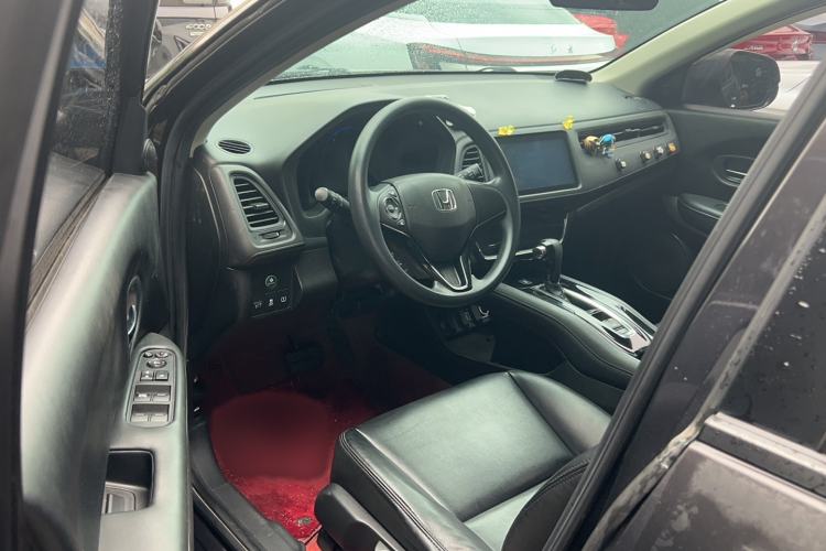 Used Honda Vezel 2019 220 TURBO CVT Elite Edition China VI Interior 2