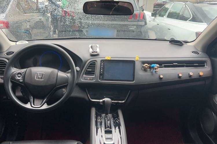 Used Honda Vezel 2019 220 TURBO CVT Elite Edition China VI Interior 3