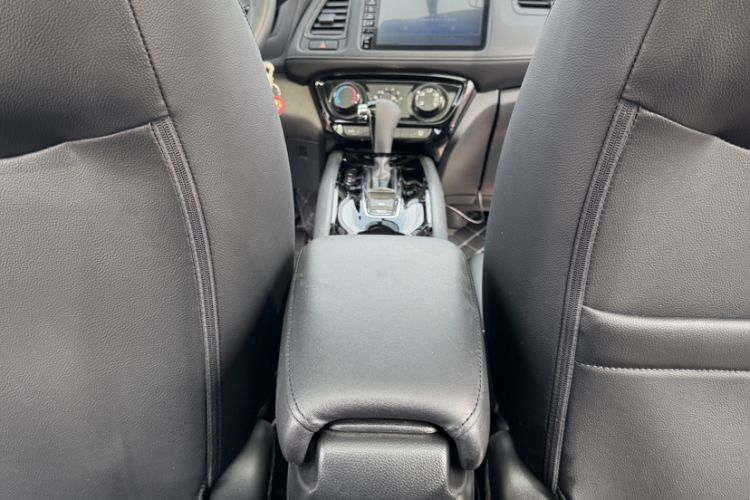 Used Honda Vezel 2019 1.5L CVT Pioneer Edition China VI Interior 5
