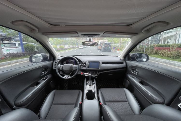 Used Honda Vezel 2019 220 TURBO CVT Luxury Edition China VI Interior 6