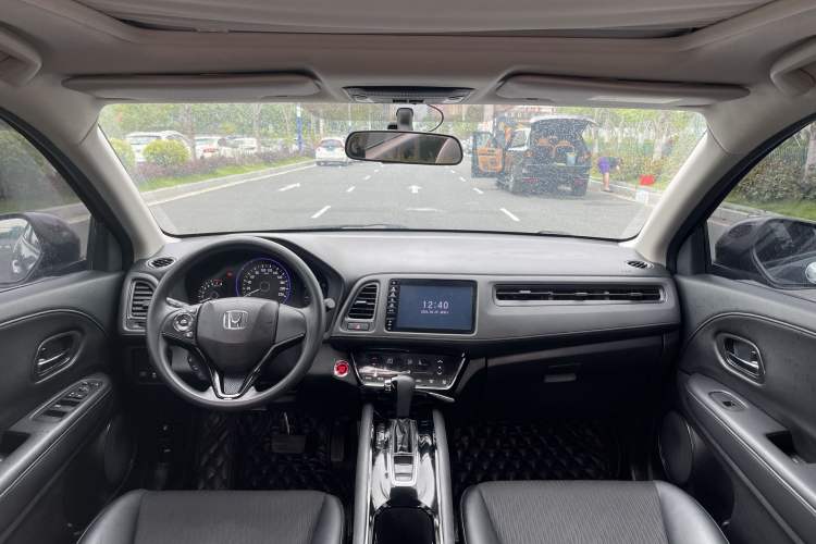 Used Honda Vezel 2019 220 TURBO CVT Luxury Edition China VI Interior 7