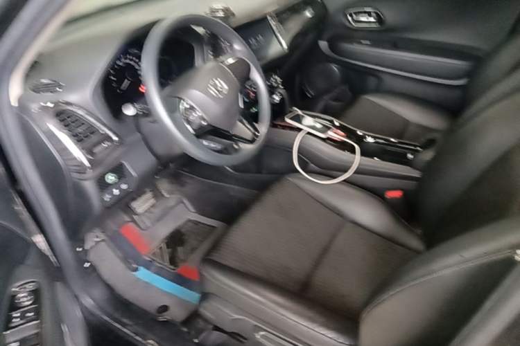 Used Honda Vezel 2019 1.5L CVT Luxury Model China VI Left Front Seat