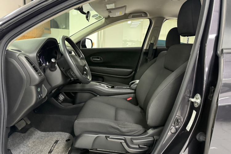 Used Honda Vezel 2019 220 TURBO CVT Elite Edition China VI Left Front Seat