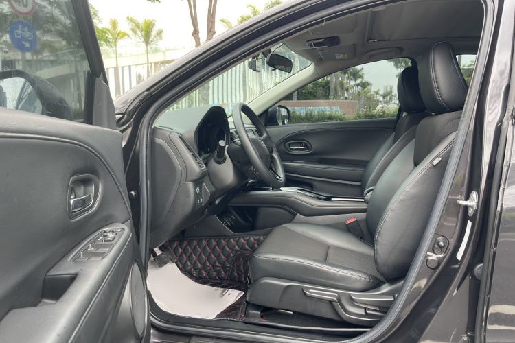 Used Honda Vezel 2019 220 TURBO CVT Luxury Edition China VI Left Front Seat