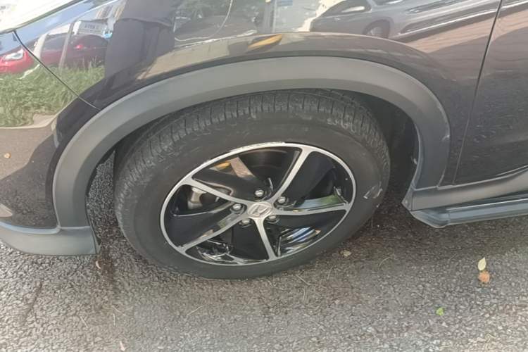 Used Honda Vezel 2019 220 TURBO CVT Luxury Edition China V Emission Standard Left Front Wheel Hub