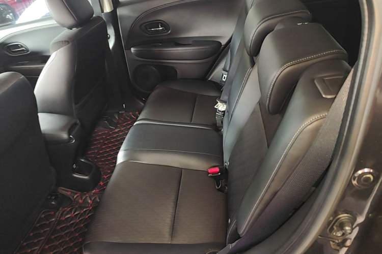 Used Honda Vezel 2019 220 TURBO CVT Luxury Edition China VI Left Rear Seat