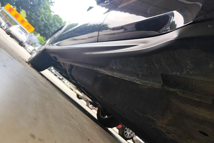 Used Honda Vezel 2019 220 TURBO CVT Luxury Edition China VI Left Side Sill