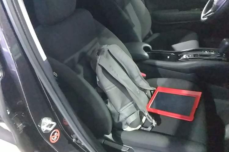 Used Honda Vezel 2019 220 TURBO CVT Elite Edition China VI Right Front Seat