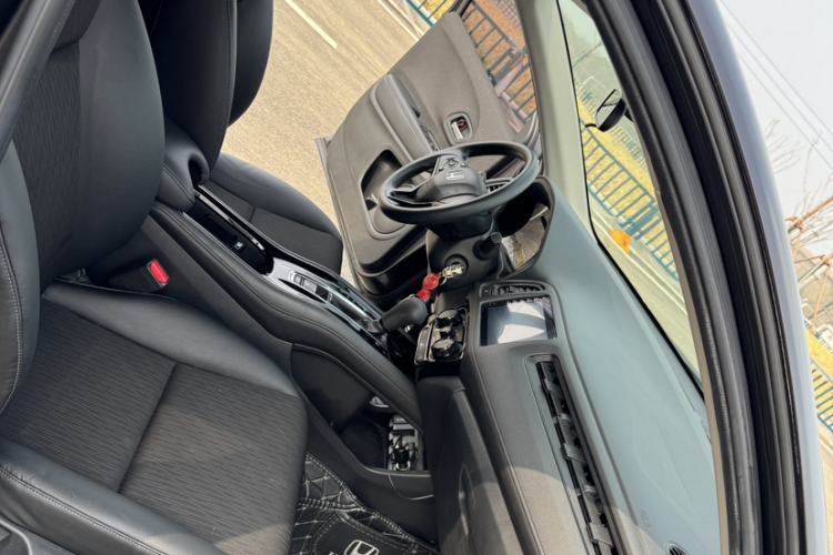 Used Honda Vezel 2019 1.5L CVT Pioneer Edition China VI Right Front Seat