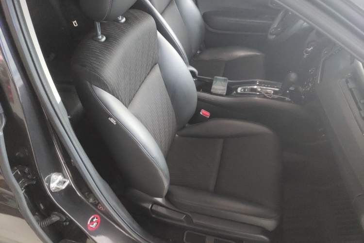 Used Honda Vezel 2019 1.5L CVT Pioneer Edition China VI Right Front Seat