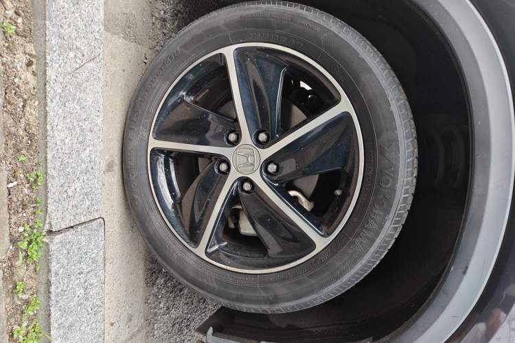 Used Honda Vezel 2019 220 TURBO CVT Luxury Edition China VI Right Front Wheel Hub