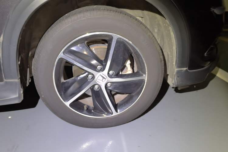 Used Honda Vezel 2019 220 TURBO CVT Luxury Edition China V Emission Standard Right Front Wheel Hub