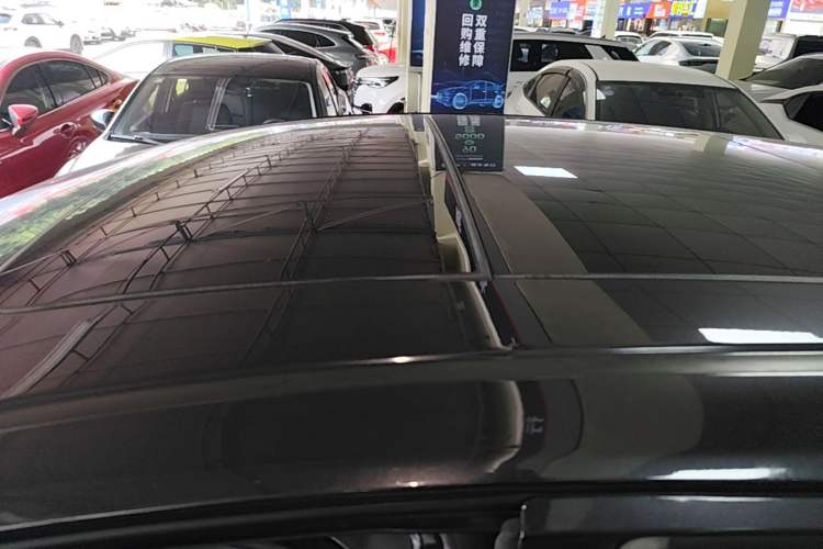 Used Honda Vezel 2019 220 TURBO CVT Luxury Edition China VI Roof