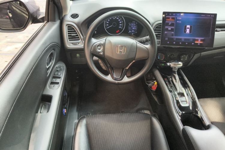 Used Honda Vezel 2019 1.5L CVT Luxury Model China VI Steering Wheel