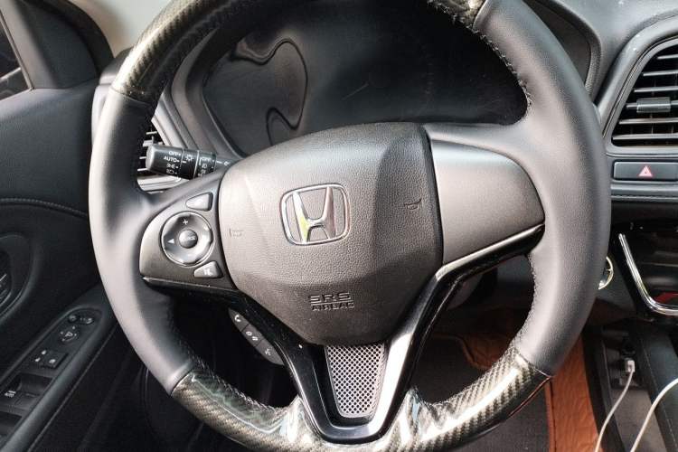 Used Honda Vezel 2019 220 TURBO CVT Luxury Edition China VI Steering Wheel