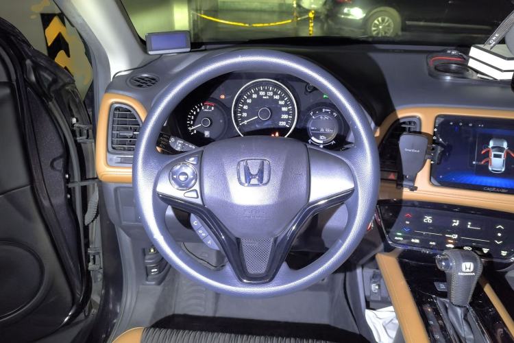 Used Honda Vezel 2019 220 TURBO CVT Luxury Edition China V Emission Standard Steering Wheel