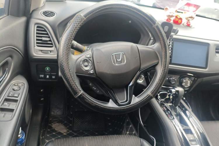 Used Honda Vezel 2019 1.5L CVT Luxury Model China VI Steering Wheel