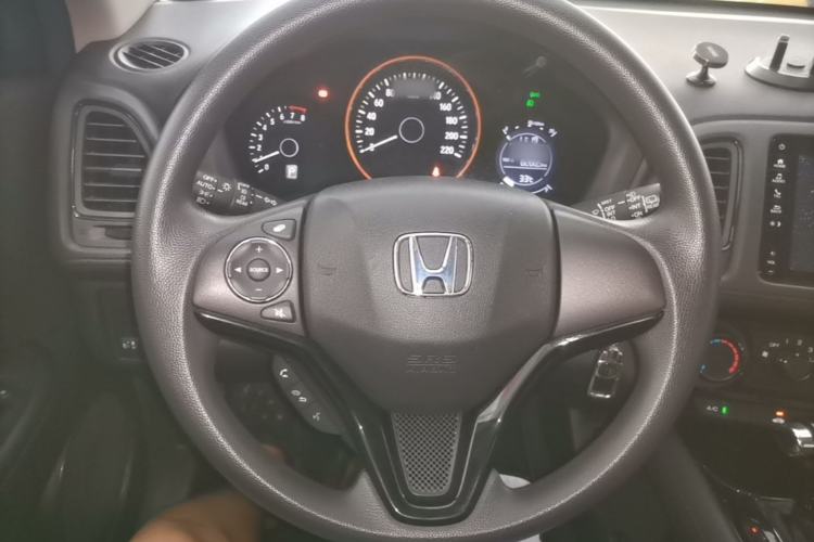 Used Honda Vezel 2019 1.5L CVT Pioneer Edition China VI Steering Wheel