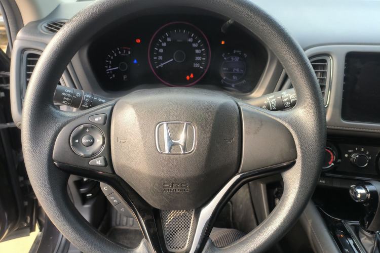 Used Honda Vezel 2019 1.5L CVT Luxury Model China V Steering Wheel