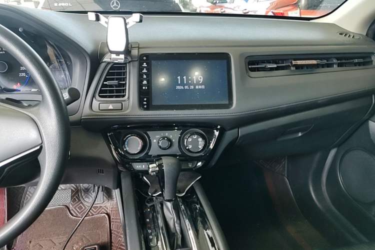 Used Honda Vezel 2019 1.5L CVT Pioneer Edition China V Audio And AC Panel