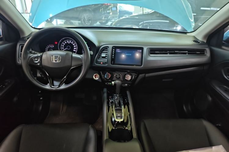 Used Honda Vezel 2019 1.5L CVT Luxury Model China VI Center Console