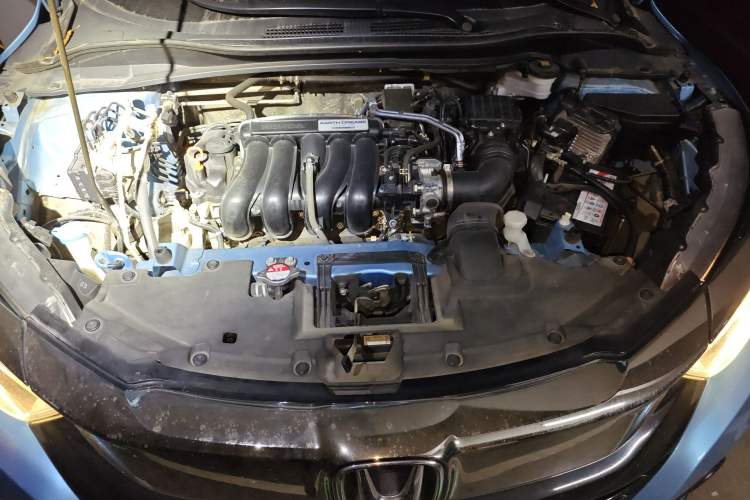 Used Honda Vezel 2019 1.5L CVT Pioneer Edition China VI Engine Bay