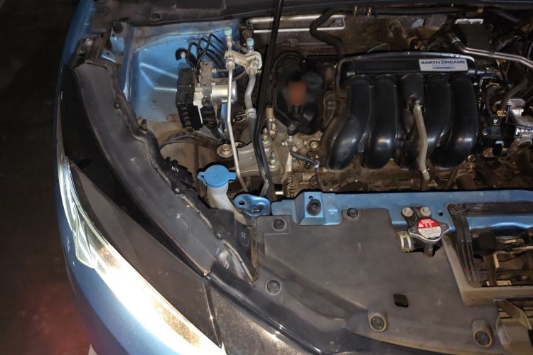 Used Honda Vezel 2019 1.5L CVT Pioneer Edition China VI Engine Bay Right
