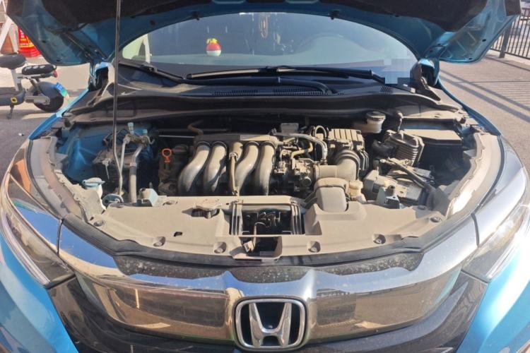 Used Honda Vezel 2019 1.5L CVT Luxury Model China VI Engine Bay