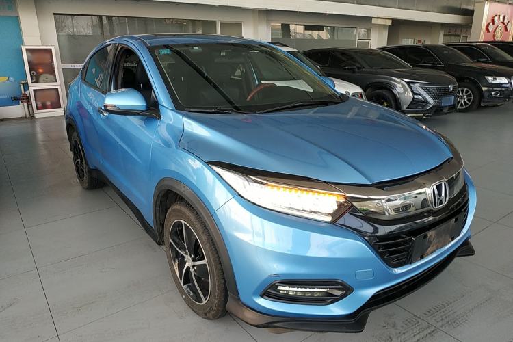 Used Honda Vezel 2019 1.5L CVT Luxury Model China VI Front Right 45 Deg