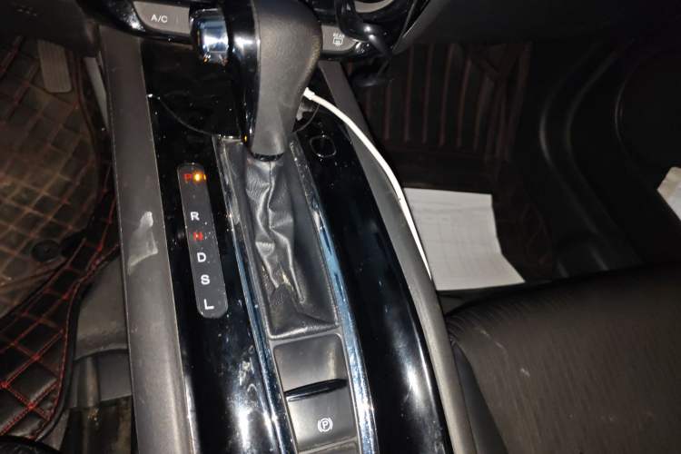 Used Honda Vezel 2019 1.5L CVT Pioneer Edition China VI Gear Lever