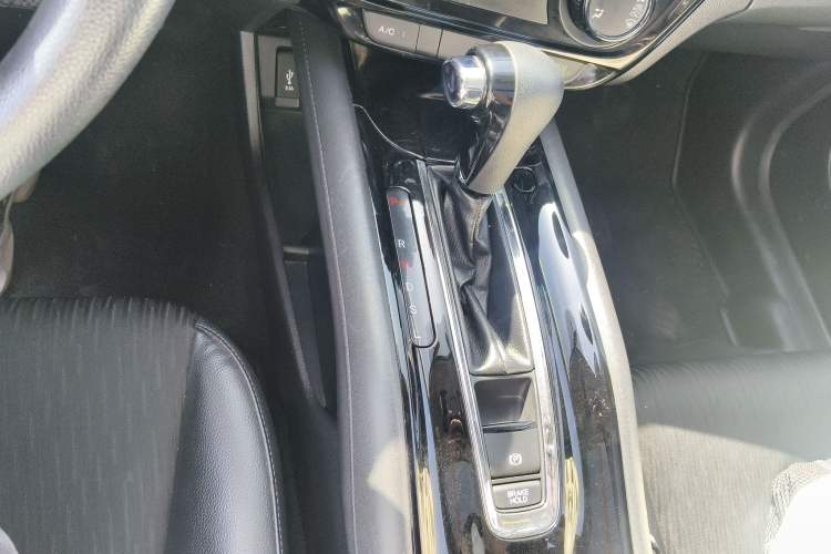 Used Honda Vezel 2019 1.5L CVT Pioneer Edition China VI Gear Lever