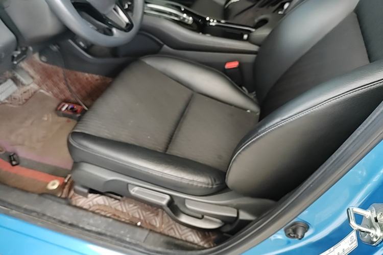 Used Honda Vezel 2019 1.5L CVT Pioneer Edition China V Left Front Seat