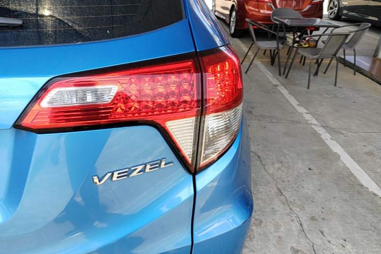 Used Honda Vezel 2019 1.5L CVT Pioneer Edition China V Right Rear Taillight