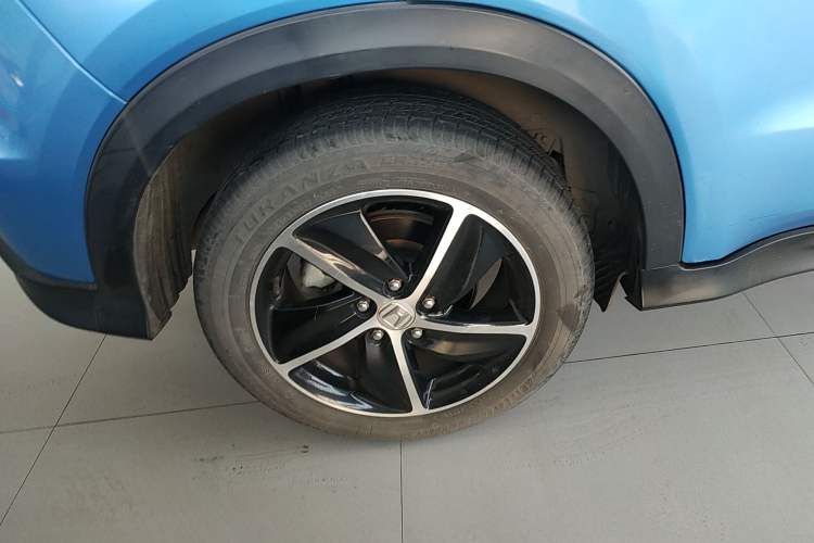 Used Honda Vezel 2019 1.5L CVT Luxury Model China VI Right Rear Wheel Hub
